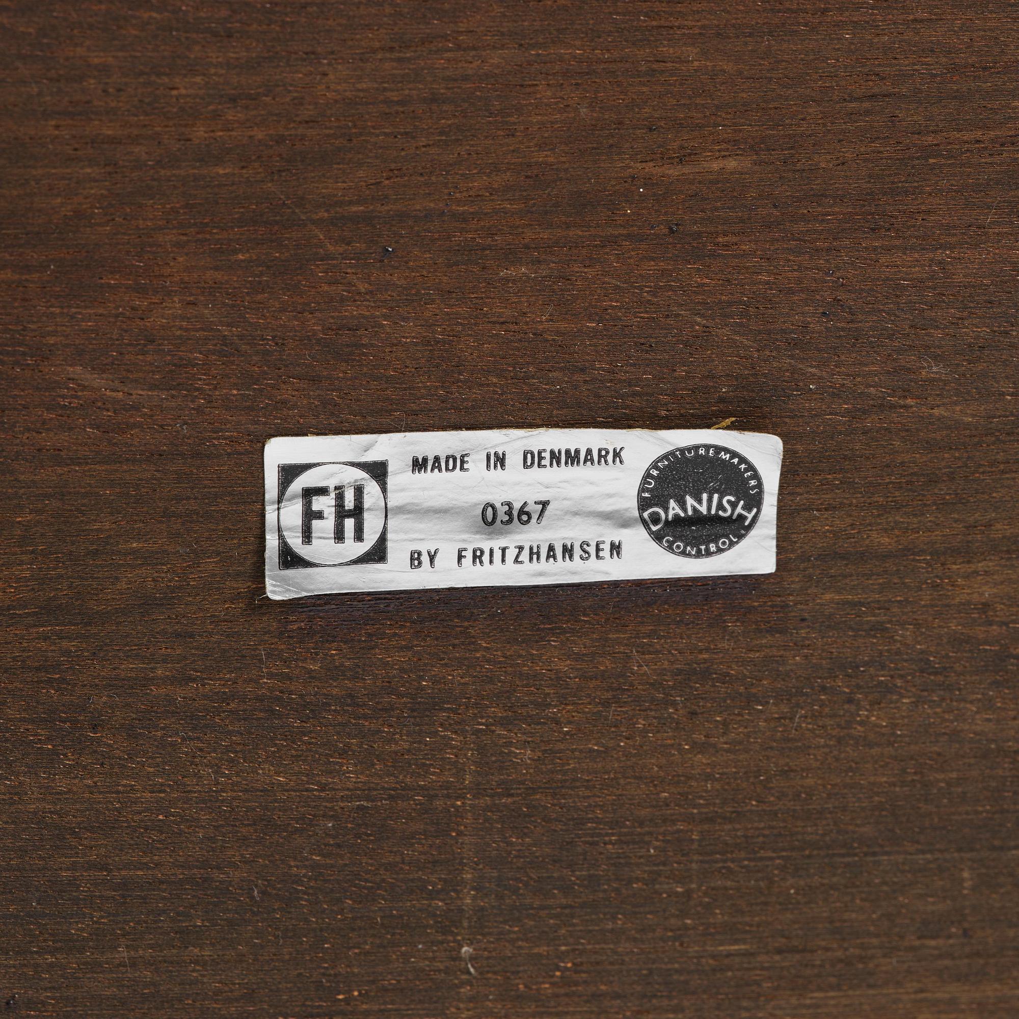 Arne Jacobsen, a writing desk model "3605", Fritz Hansen Denmark, 1967.