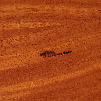 A 'model 2139' table by Josef Frank, Svenskt Tenn.