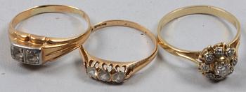 RINGAR, 3 st, guld. Briljanter resp strass.