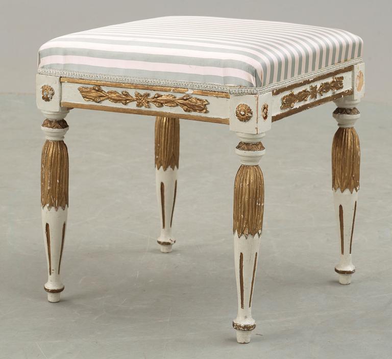TABURETT, gustaviansk, 1800-talets första hälft.