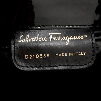 SALVATORE FERRAGAMO, a black patent leather eveningbag /clutch.