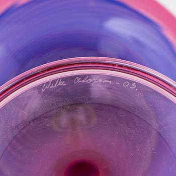 Wilke Adolfsson, pokalglas, signerad och daterad -03.