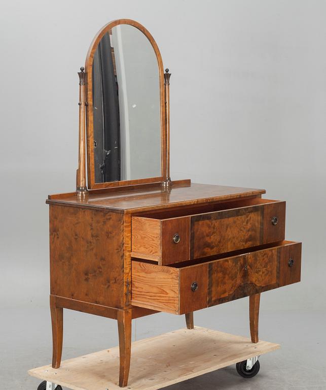 SPEGELBYRÅ, Möbelfabrikerna Bodafors. Sent 1920-tal.