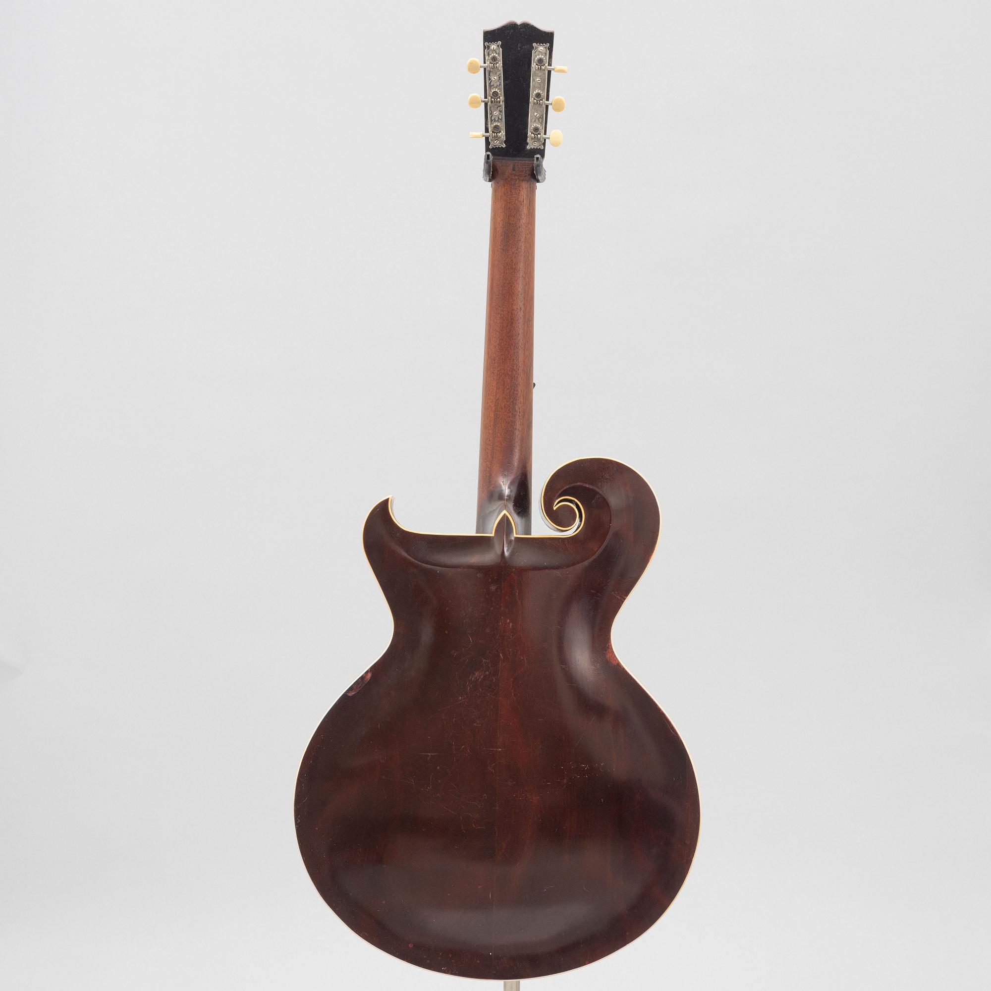 Gibson, "Style O", acoustic guitar, 1921, USA.