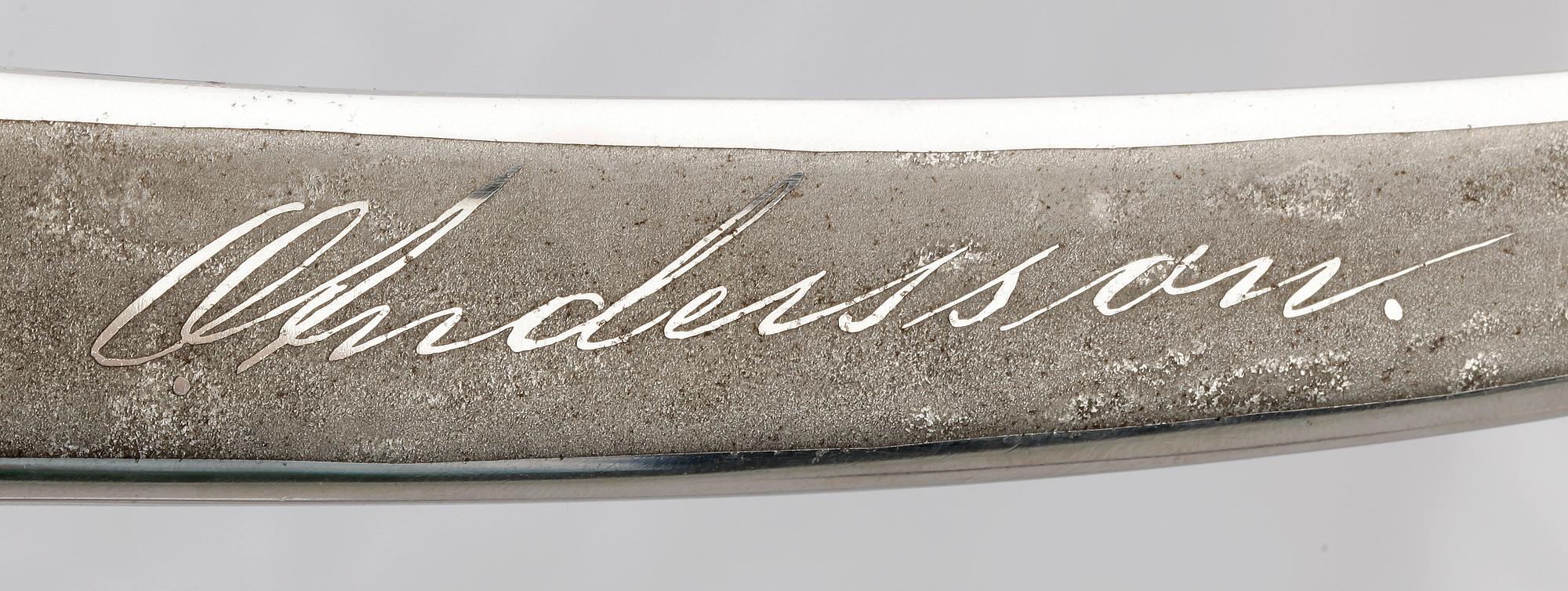 KNIV, märkt CW Dahlgren resp Berg, Eskilstuna, sekelskiftet 1900.