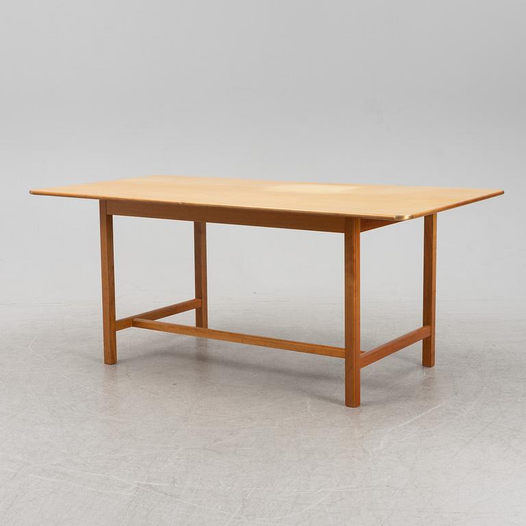 A model 590 ash tree writing desk by Josef Frank for Firma Svenskt Tenn.