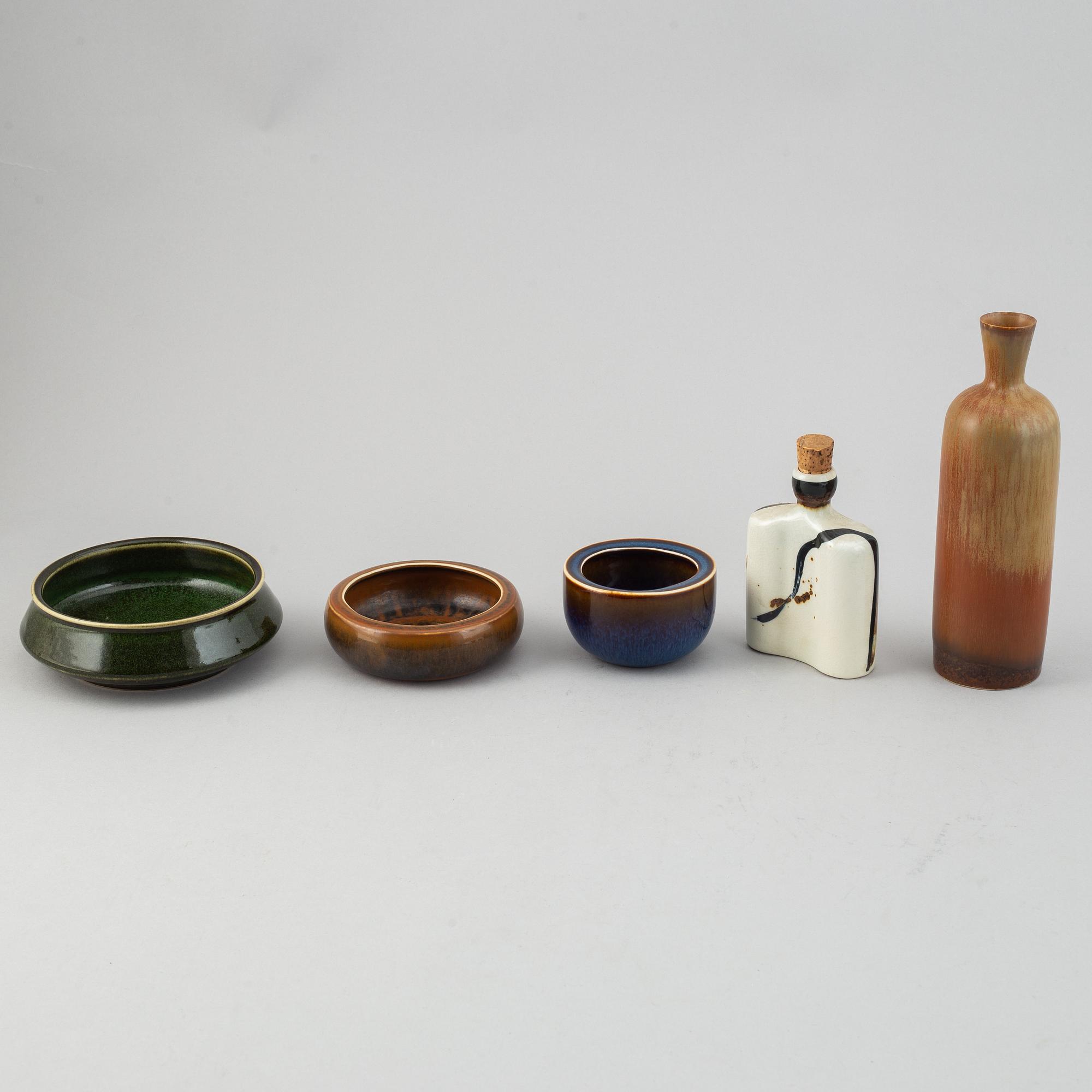 Carl-Harry Stålhane, a set of six stoneware bowls, a vase, a bottle and an ashtray, Rörstrand and Designhuset.