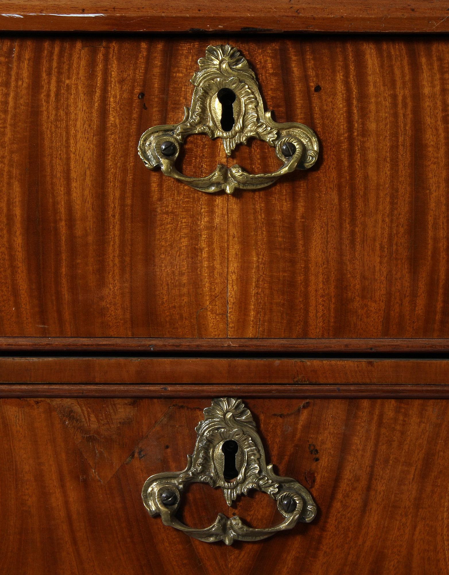SALSSKÅP, Holland, 1700/1800-tal.