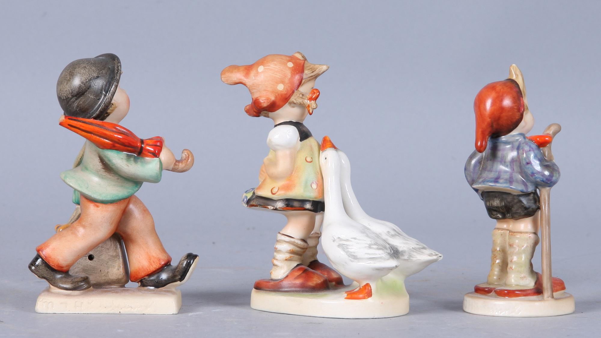 FIGURINER, 3 st, porslin, Goebel, 1900-talets första hälft.