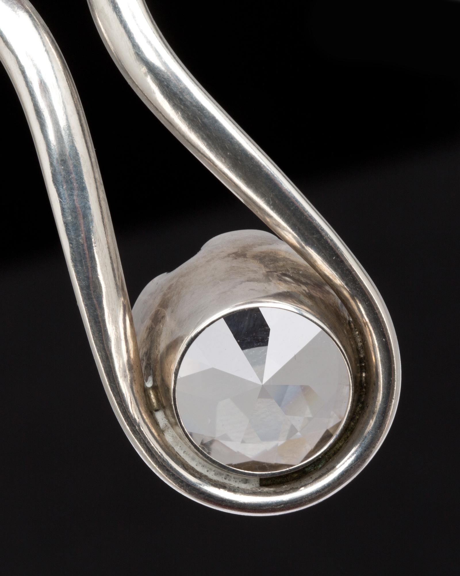 HALSRING, sterlingsilver med bergkristall, Stigbert, 1974. Vikt ca 53g.