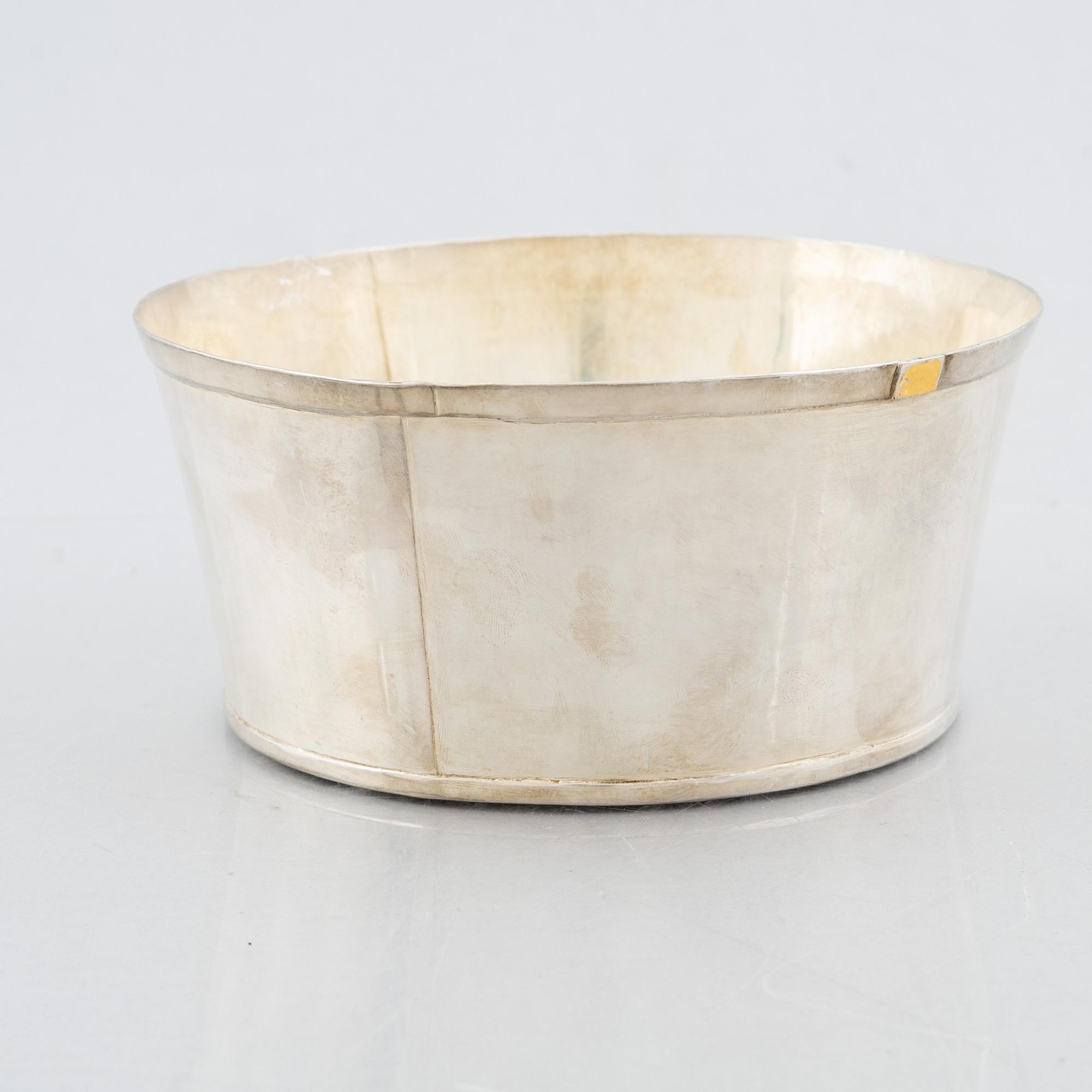 Birger Haglund, skål, sterlingsilver, Stockholm, 1984.
