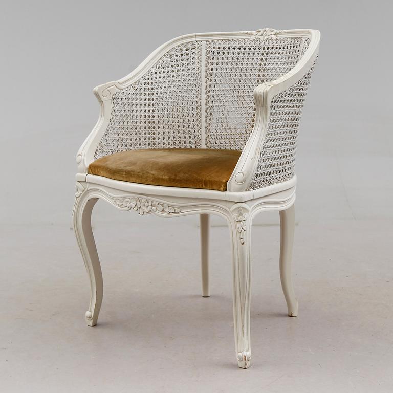 KARMSTOL, rokokostil, 1900-talets mitt.