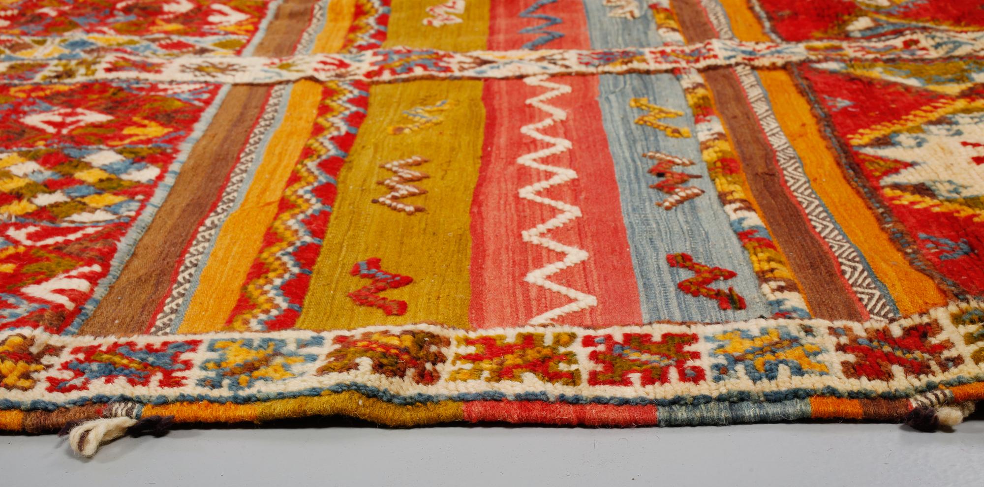 MATTA, halvflossa, Nordafrika, sent 1900-tal, 515x295 cm.