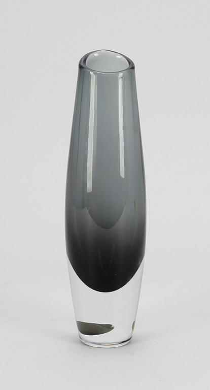 VAS, glas, Nils Landberg, Orrefors, 1900-tal.