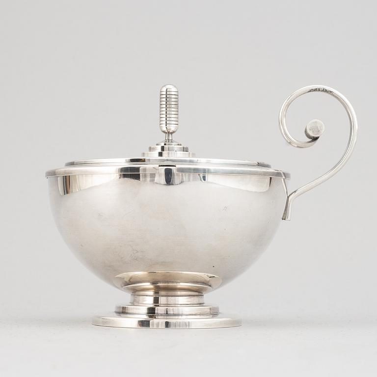 A Swedish silver plated sugar bowl with lid, CG Hallberg, probably designed by Sylvia Stave.