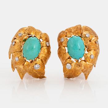 1070. A pair of 18K gold earrings set with turquoises and round brilliant-cut diamonds.