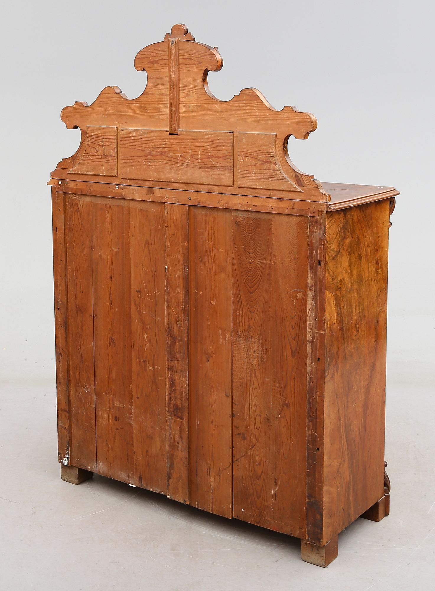 SPEGELSKÄNK, 1800-talets andra hälft.