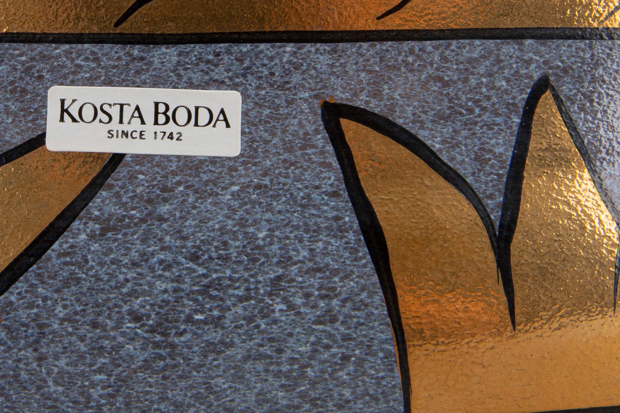 AN ULRICA HYDMAN-VALLIEN VASE AND BOWL, glass, signed Kosta Boda artist collection.