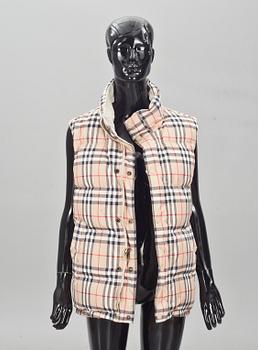VÄST, Burberry London.