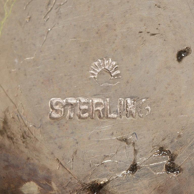 A group of salts and miniatures, part Japanese and Chinese, part silver, around 1900.
