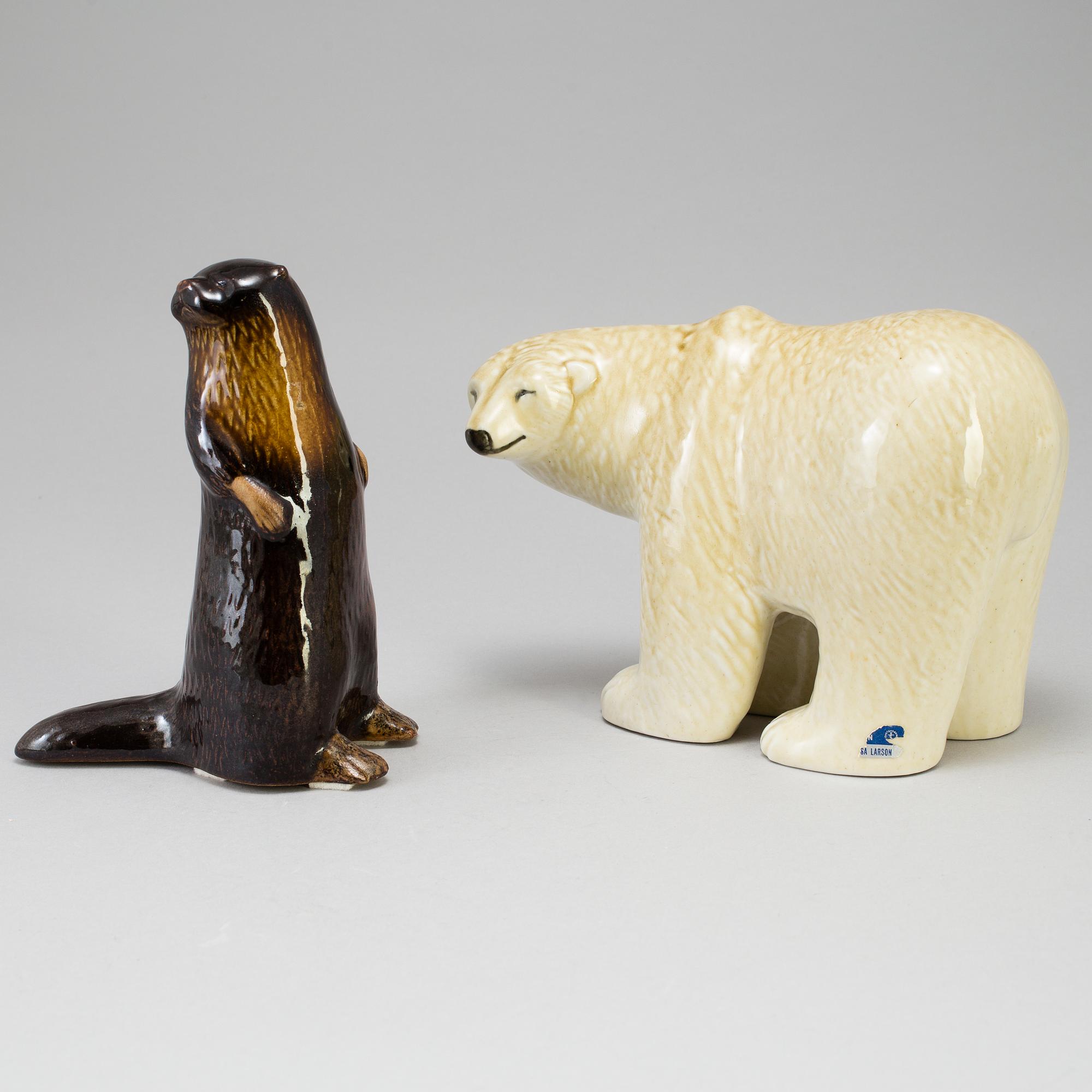 2 stoneware figurines by Lisa Larson for Jie and Gustavsberg, last quarter of the 20th century.