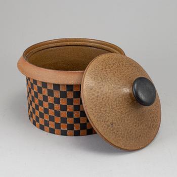 STIG LINDBERG, a stoneware lidded bowl, 'Silur', Gustavsberg, Sweden 1960's.