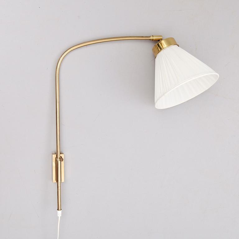 VÄGGLAMPA, modell 2484, Josef Frank, Firma Svenskt Tenn.