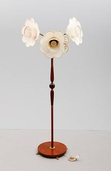GOLVLAMPA, 1900-talets första hälft.