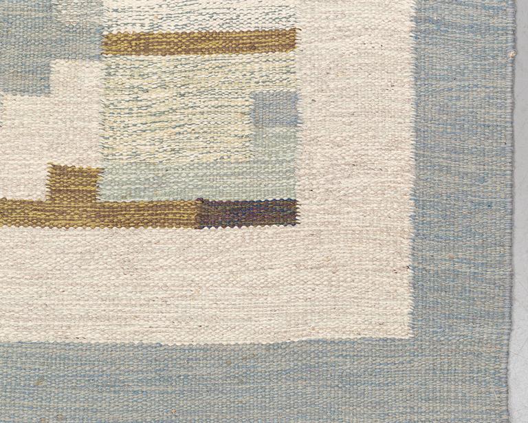 A carpet, flat weave, ca 239-241 x 169,5-172,5 cm, signerad JK.