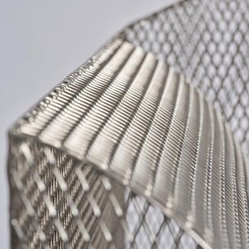 Shiro Kuramata, fåtölj, "How High the Moon", Vitra, 2003.