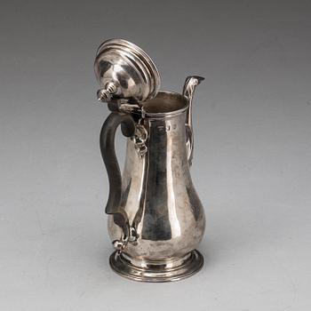 KAFFEKANNA, silver London Thomas Cooke II and Richard Gurney, London 1759. Total vikt ca 650 g.