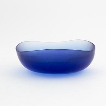 Tobia Scarpa, a 'Battuto' glass bowl, Venini, Murano, Italy, the model conceived 1960/61.