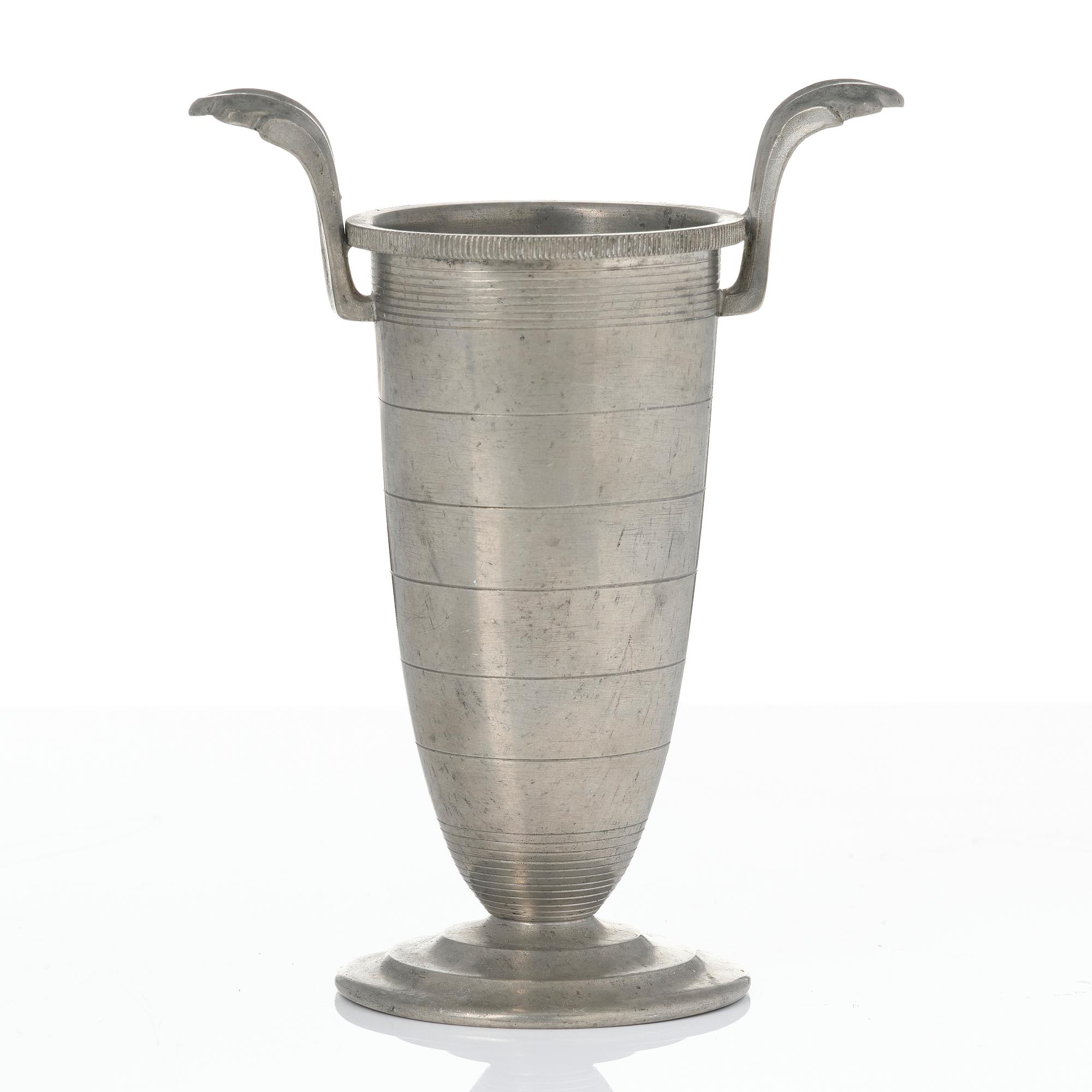 Sylvia Stave, a set of three vases, C.G. Hallberg, Stockholm, 1930s.