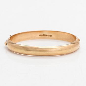 Armring, 14K guld, Aimo Koskinen, Helsingfors 1967.