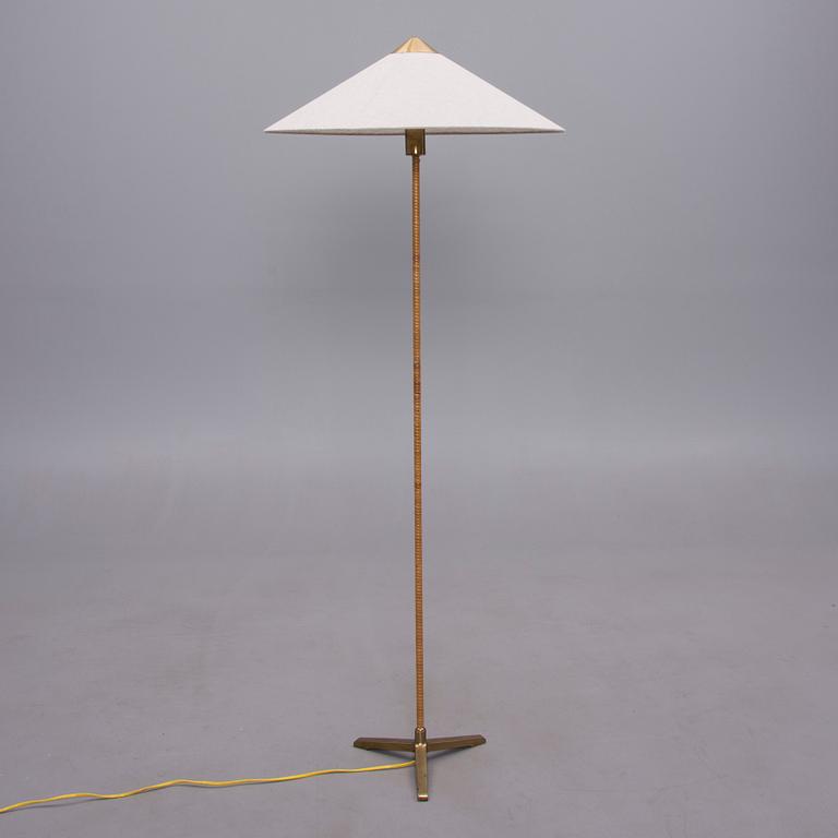 GOLVLAMPA,  Paavo Tynell, Taito 1940-luku.