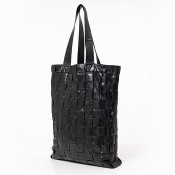 Bottega Veneta, bag "Maxi Intrecciato Cassette Tote".