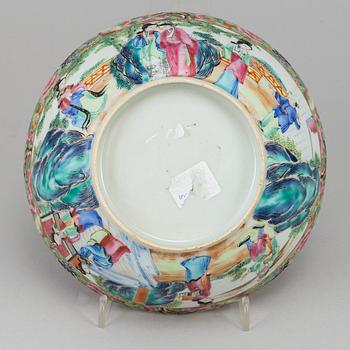 KOPP med LOCK, samt SKÅL, porslin. Qingdynastin, Kanton, sent 1800-tal.