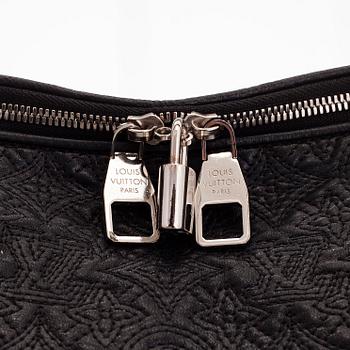 Louis Vuitton, an 'Antheia Leather Ixia MM' Bag.