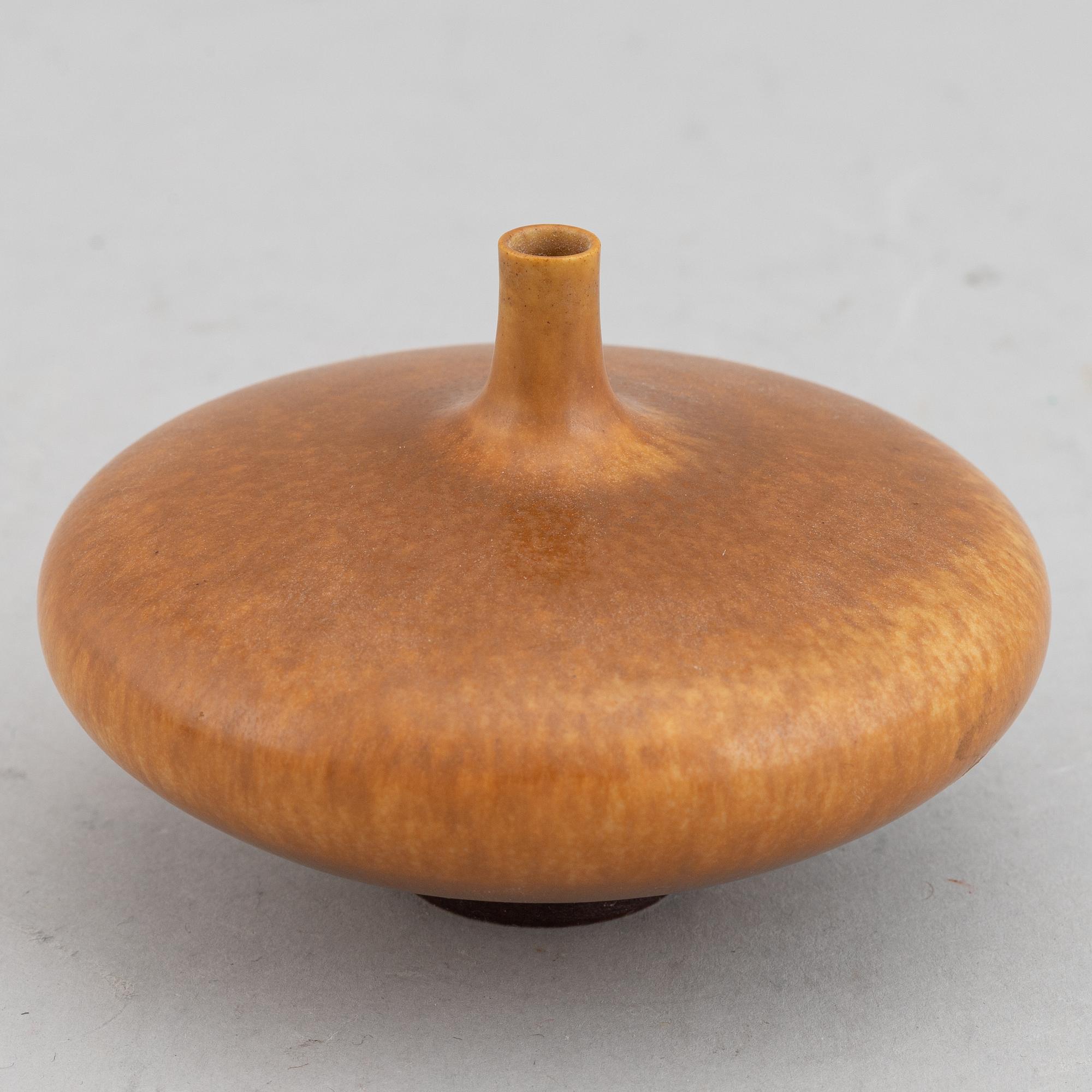 Four miniature vases and bowl by Berndt Friberg, Gustavsberg, 1958-1972.