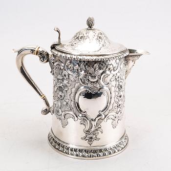 A Scottish silver jar, Edingburgh 1773, unidentified maker's mark.