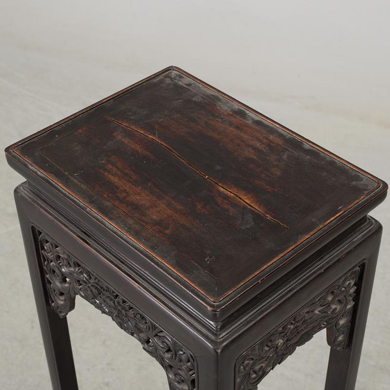 A Chinese table, first half of the 20th Century.