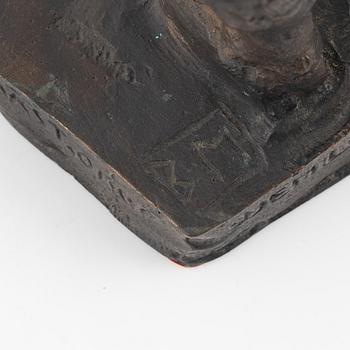 Bror Marklund, skulptur, signerad, brons, höjd 21,5 cm.