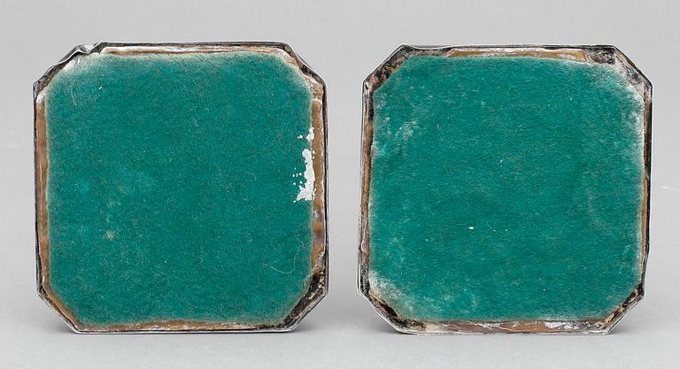 LJUSSTAKAR, ett par, silver, stämplade 830, 1900-talets första hälft.