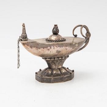 Georg Jensen, Table lamp/oil lamp, silver, Copenhagen, first half of the 20th century.
