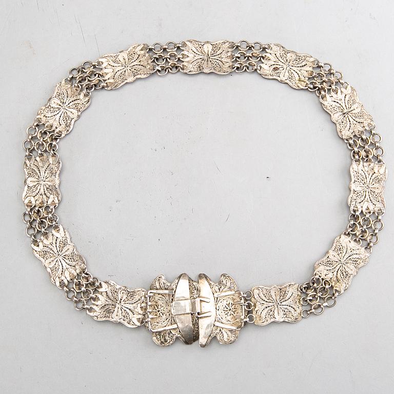 A propably Russian silver belt (unmarked), total weight ca 188 gr, length 75,5 cm.