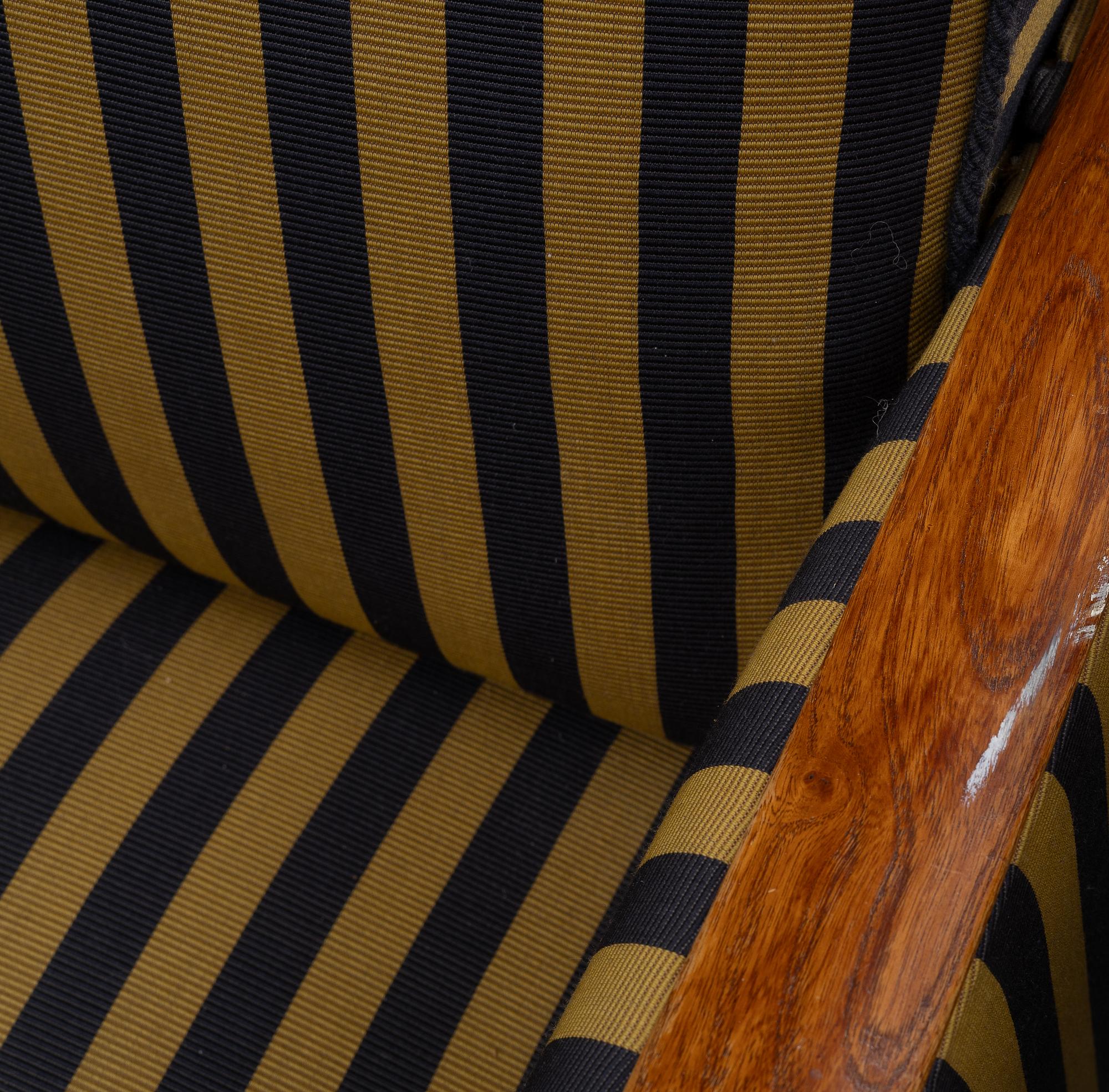 Clubfåtöljer, ett par 1930-tal.