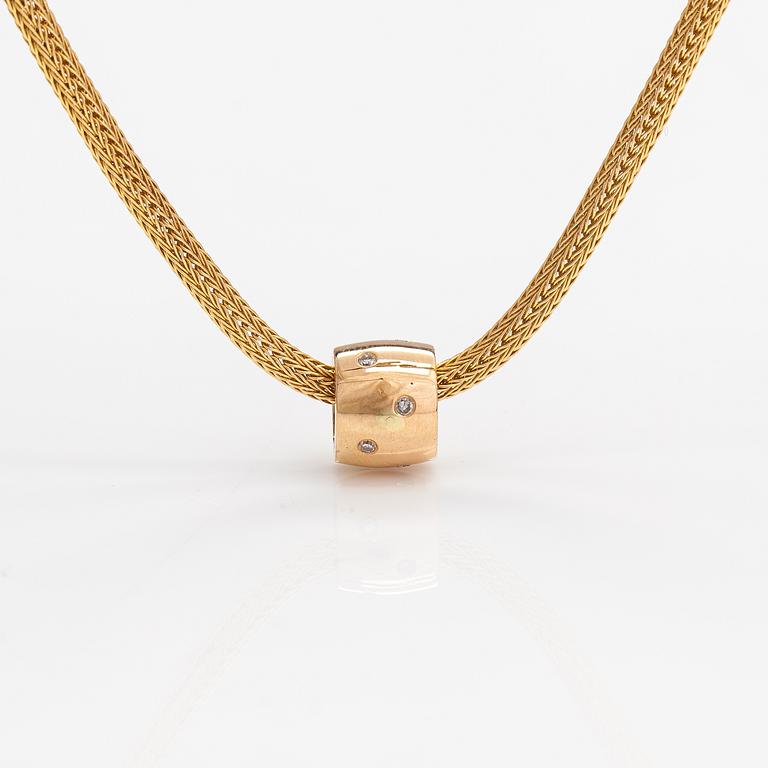 Halsband, 14K guld, diamanter ca 0.04 ct tot. Karl Sandberg, Helsingfors 2000.