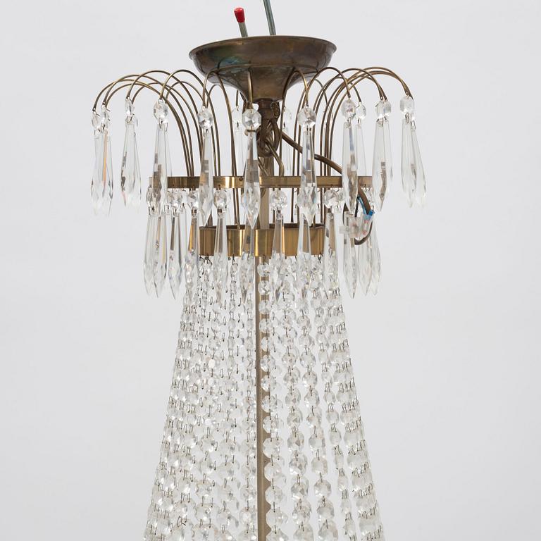 A Gustavian style chadelier, first halt fo the 20th Century.