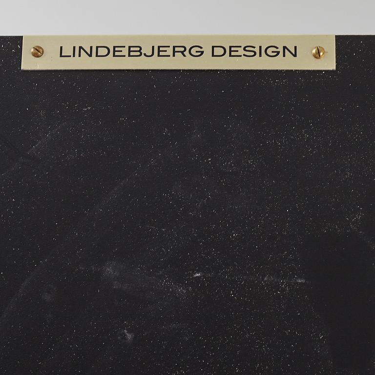 Vitrinskåp, "V1", Lindebjerg Design.