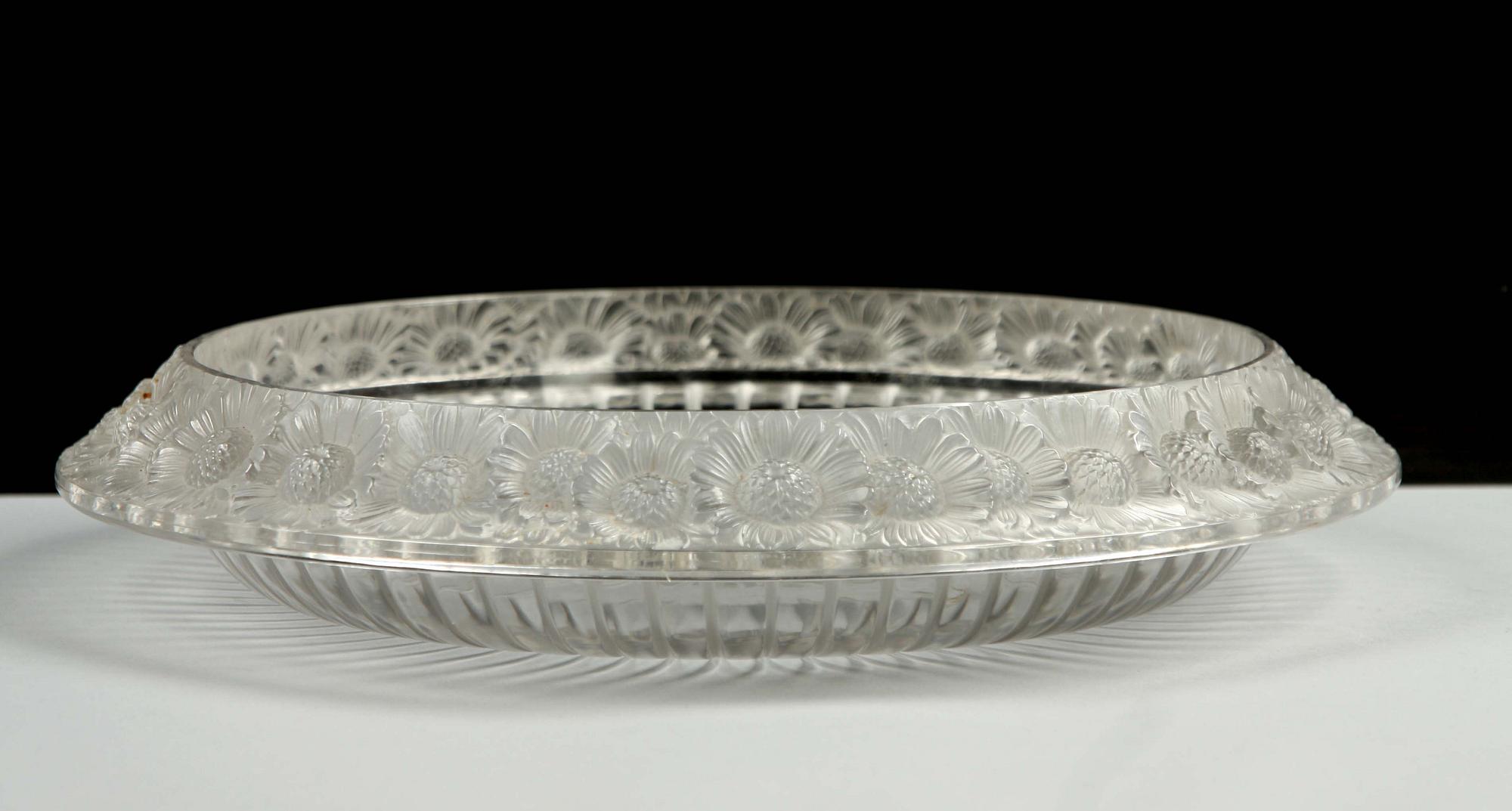 SKÅLFAT, glas, Lalique, France.